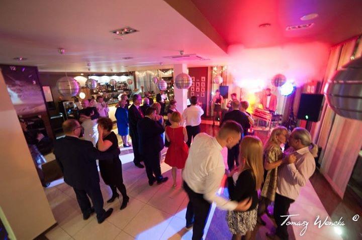 Planeta Hotel Мєлно Екстер'єр фото